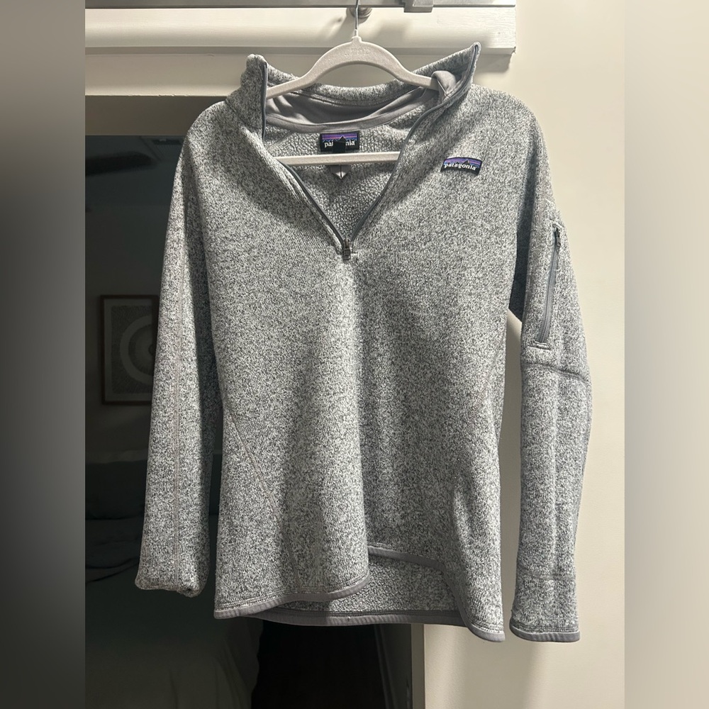 Patagonia Heathered Gray Fleece Pullover